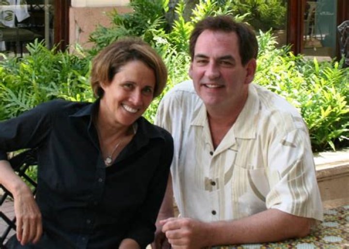 
Who is Mary Carillo? Is she lesbian? Wiki Bio, gay, husband, net worth, kids 